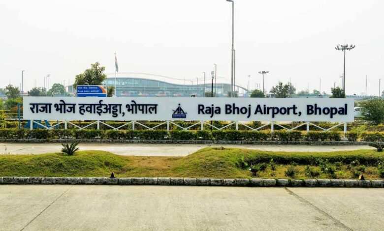 24 घंटे खुला भोपाल एयरपोर्ट, फिर भी समर सीजन में लेट नाइट फ्लाइट्स पर एयरलाइंस की नहीं रुचि