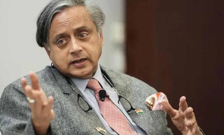 केरल-cm-बनने-की-चर्चा-पर-शशि-थरूर-का-बड़ा-बयान,-खुद-ही-साफ-की-तस्वीर