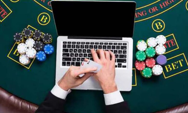जुए-सट्टे पर सरकार की बड़ी कार्रवाई: 300 ऐप और वेबसाइट्स पर लगा बैन