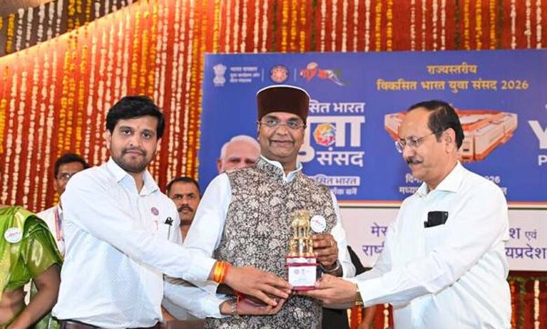 युवा भारत को विकसित राष्ट्र बनाने के ध्वजवाहक : मंत्री सारंग