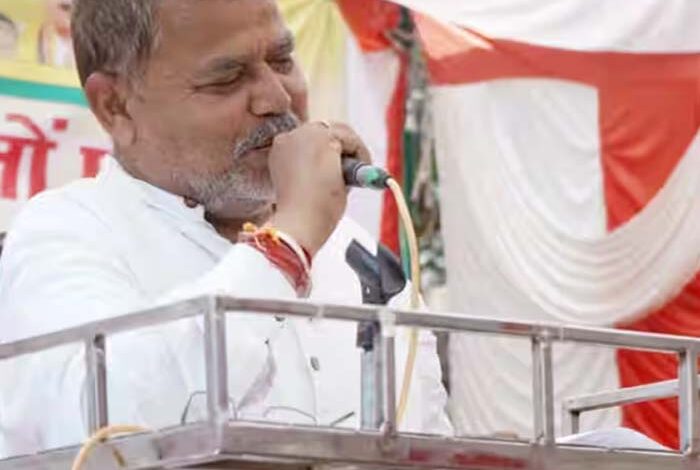 ऊर्जा मंत्री तोमर ने नई दिल्ली में किया प्रदर्शनी का अवलोकन