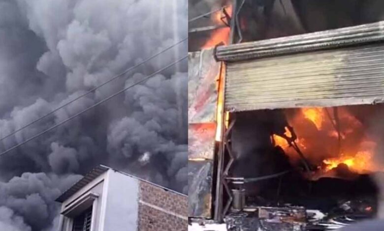 इंदौर में भीषण आग: स्क्रैप गोदाम से उठा धुएं का गुबार, कई किमी दूर तक दिखा असर