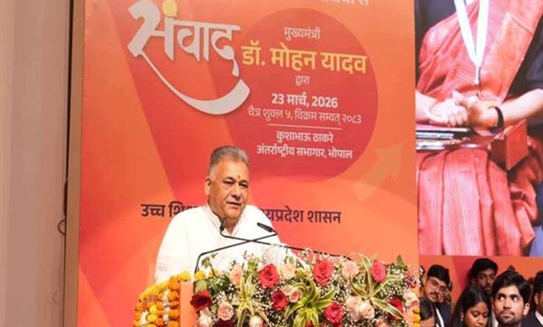 सिविल सेवा परीक्षा उत्तीर्ण करना केवल व्यक्तिगत उपलब्धि नहीं : मंत्री परमार