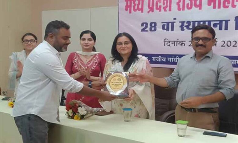 महिला सम्मान का असली अर्थ तब होगा जब महिलाओं के खिलाफ अपशब्द बंद होगा” : एआईजी  सिंह