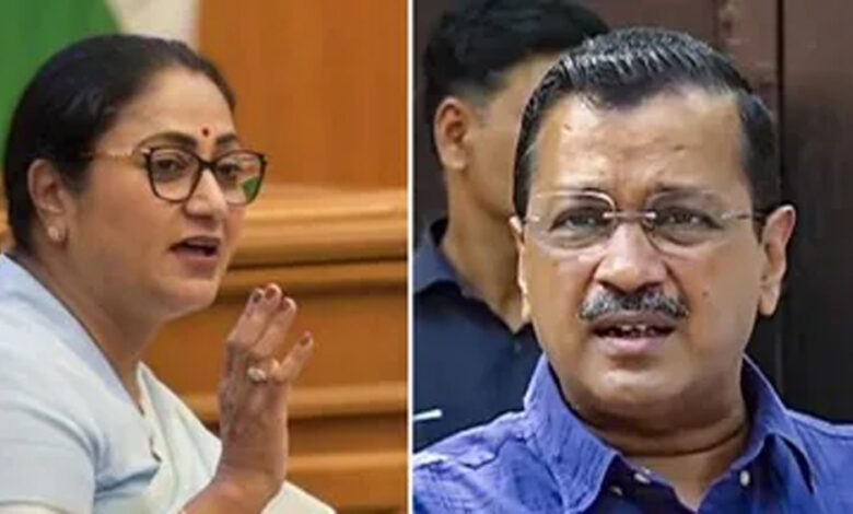 करोड़ों-के-पर्दों-के-पीछे-छिपी-सच्चाई,-‘शीशमहल’-पर-रेखा-गुप्ता-का-करारा-हमला