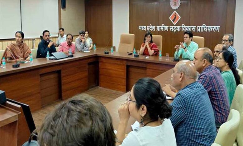 जल  गंगा संवर्धन अभियान के लक्ष्यों का समयबद्ध क्रियान्वयन करें सुनिश्चित : अपर मुख्य सचिव  रस्तोगी