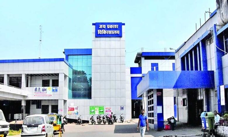 जेपी अस्पताल विवाद पर डिप्टी सीएम सख्त: सीएमएचओ से रिपोर्ट तलब, तीन साल से बंद प्रसव सुविधा पर अब तक नहीं हुई कार्रवाई