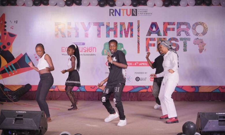 रबीन्द्रनाथ टैगोर विश्वविद्यालय में ‘अफ्रो फेस्ट’ की धूम, लगातार तीसरे साल भव्य आयोजन