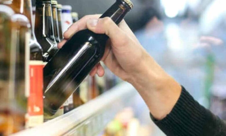 MP में शराब संकट बढ़ा: आबकारी विभाग ने बीयर और प्रीमियम शराब के निर्यात पर रोक