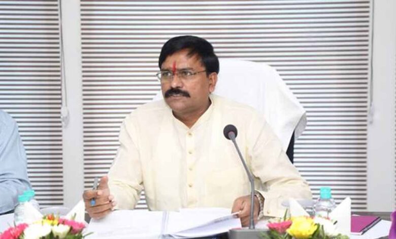 स्थानीय बोलियों के संरक्षण के लिए गठित करें “सृजन पीठ”: राज्य मंत्री लोधी