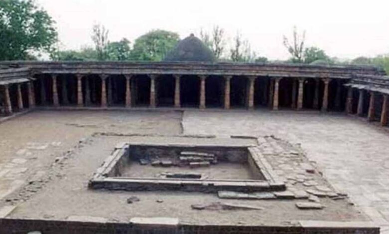 भोजशाला विवाद: 1978 के सर्वे का हवाला, Hindu Front for Justice ने हाई कोर्ट में कहा—यह मंदिर है, मस्जिद नहीं;