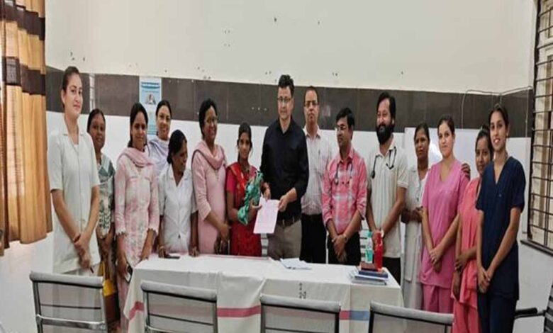 उप मुख्यमंत्री शुक्ल ने की रतलाम एसएनसीयू टीम के समर्पित प्रयास की सराहना