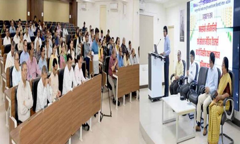 सकारात्मक वातावरण बना सकते हैं अच्छे आइडियाज : कुलगुरू तिवारी