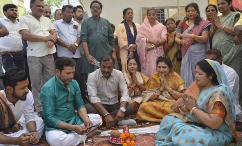 राज्यमंत्री गौर ने 90 लाख की लागत के विभिन्न विकास कार्यों का किया भूमि पूजन