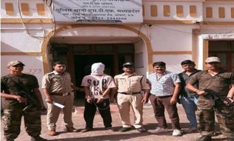 हैरी बॉक्सर गैंग का प्रमुख सदस्य एवं 20 हजार रुपये का इनामी फरार आरोपी मुरैना से गिरफ्तार