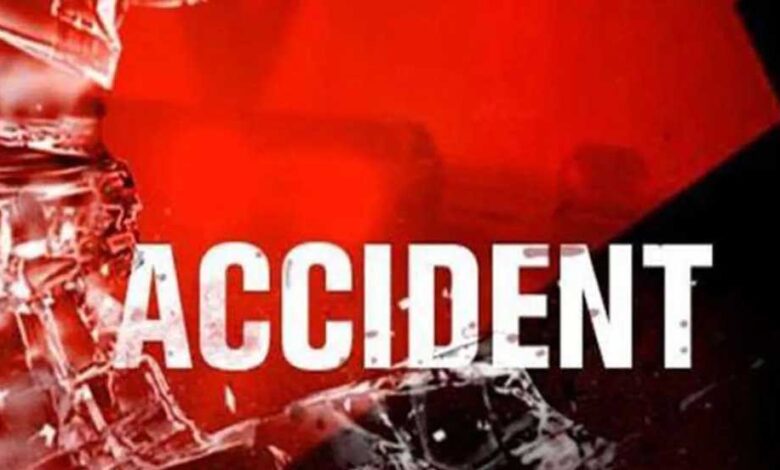 डिंडौरी में ट्रक हादसे में 5 की मौत, प्रशासन ने मृतकों के परिवारों को 4-4 लाख रुपये की आर्थिक सहायता दी