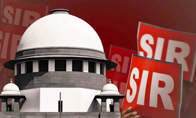 हम-चुनाव-की-वजह-से-अंधे-नहीं-हो-सकते:-सुप्रीम-कोर्ट-की-sir-पर-सख्त-टिप्पणी,-निर्वाचन-आयोग-से-मांगा-जवाब