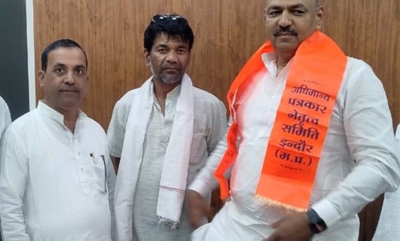 मध्य प्रदेश राज्य वफ्फ बोर्ड के अध्यक्ष से की मुलाकात