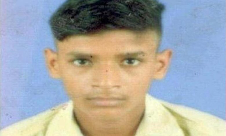 सतना जिले के मानेंद्र केवट ने रचा इतिहास, प्रदेश मेरिट में तीसरा स्थान