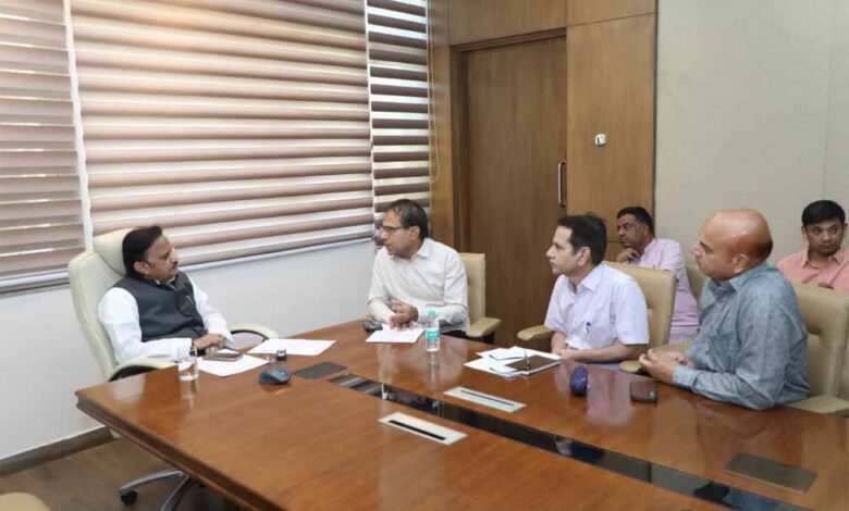 उप मुख्यमंत्री शुक्ल ने रीवा में सांदीपनि विद्यालयों के विकास कार्यों एवं प्रस्तावों की समीक्षा की