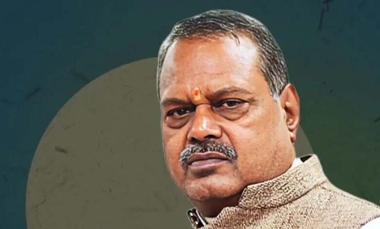 अभियान चलाकर करें खाद-बीज विक्रय करने वाली संस्थाओं की जांच : मंत्री कुशवाह