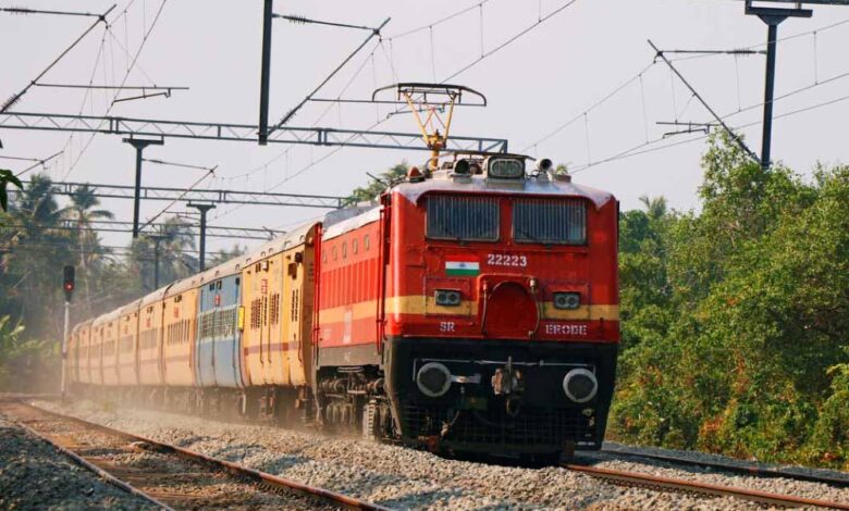 भोपाल से गुजरने वाली 24 ट्रेनों को किया डायवर्ट, 30 अप्रैल तक बढ़ी यात्रियों की मुश्किलें