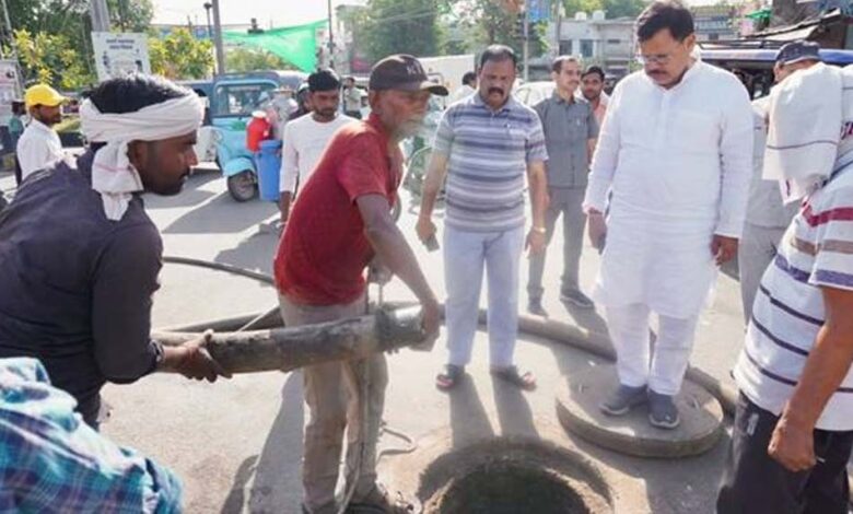 पानी की आपूर्ति और साफ-सफाई व्यवस्था में कोताही बर्दाश्त नहीं करेंगे: ऊर्जा मंत्री तोमर