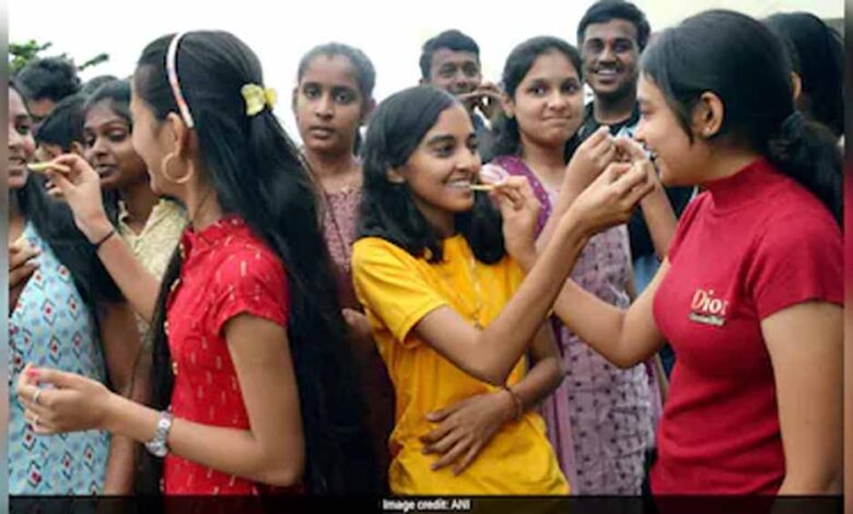 त्तराखंड बोर्ड रिजल्ट 2026 जार,10वीं में 92.10% और 12वीं में 85.11% छात्र पास