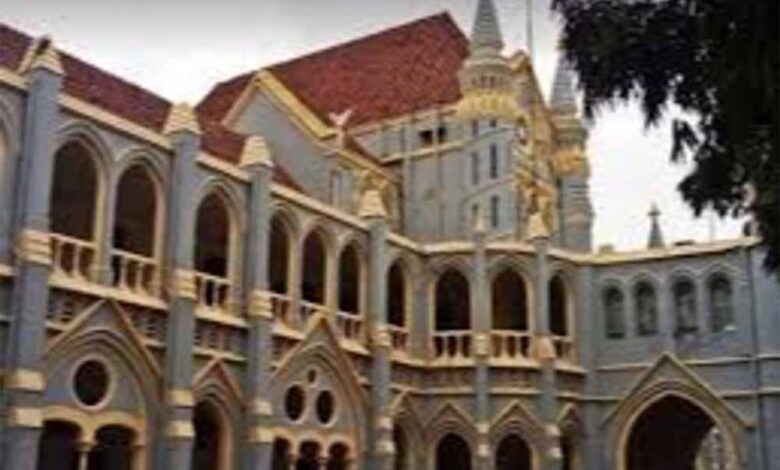 ओला-उबर 2 मिनट में पहुंचती हैं तो एंबुलेंस क्यों नहीं? जनहित याचिका पहुंची हाईकोर्ट