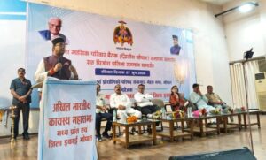 बाल-कायस्थ-प्रतिभाओं-का-नेतृत्व-कमाल:-33-मेधावी-विद्यार्थियों-का-सम्मान,-नई-पीढ़ी-को-सौंपी-जिम्मेदारी