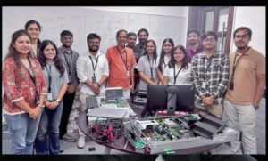 zoho-का-बड़ा-दांव!-स्वदेशी-सर्वर-‘nathu-la’-लॉन्च,-विदेशी-सर्वरों-को-मिलेगी-कड़ी-टक्कर;-pm-मोदी-ने-सराहा